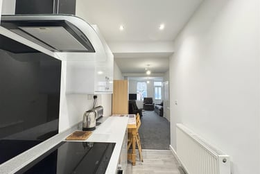 2 bed house, Barry Street, Cinderhill, Nottingham, NG68HP - Image 3